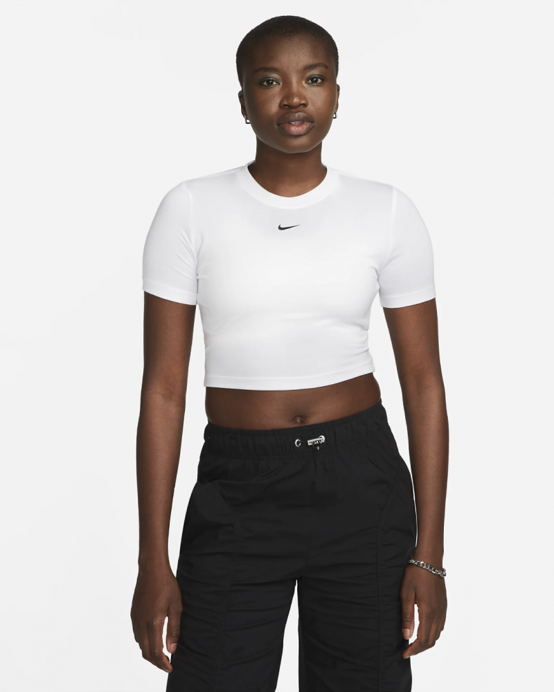 Nike Sportswear Essential